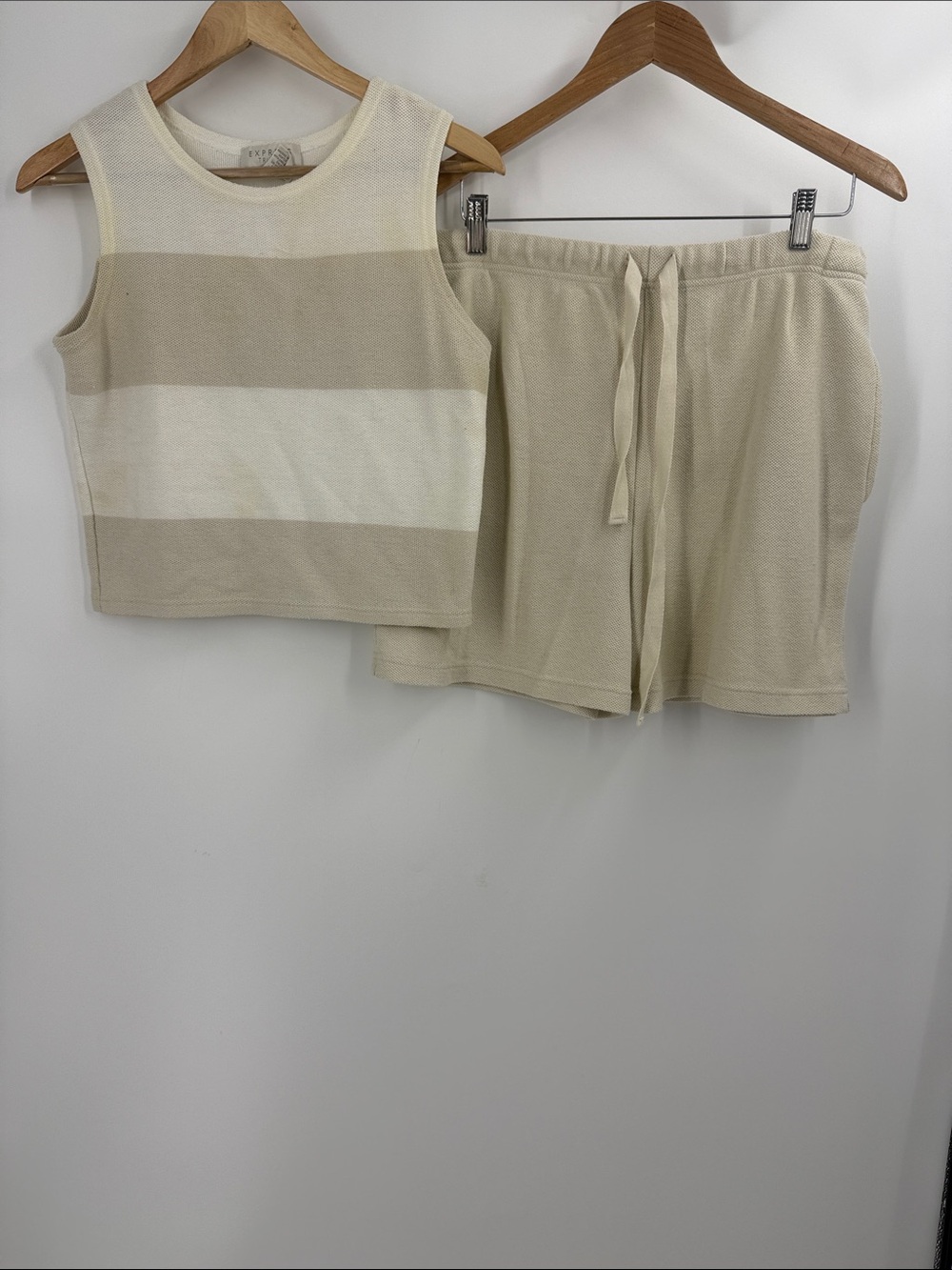 Express Cream & Ivory Striped Knit Tank and High-Waist Shorts - Picture 5 of 15